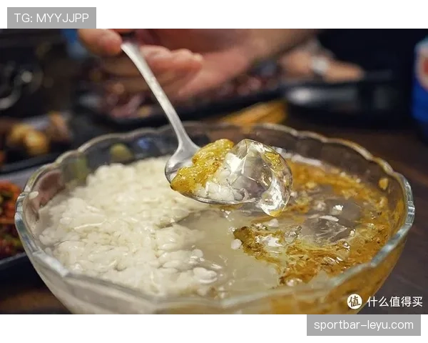 王燊超这训练完直接路边摊撸串，自律人设呢？