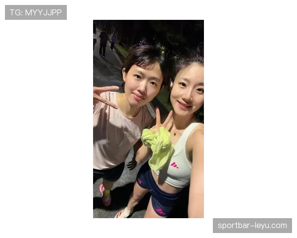 刘诗雯退役后每天五点起床练瑜伽，家里三个冰箱全是蛋白粉