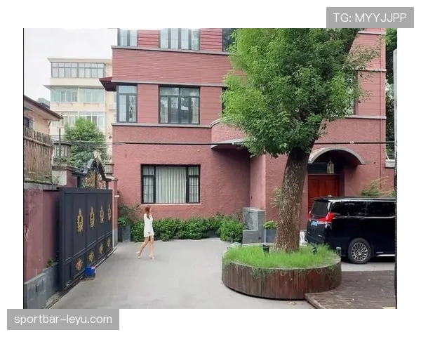 宁泽涛退役后住上海老洋房，泳裤广告费够买一层楼？